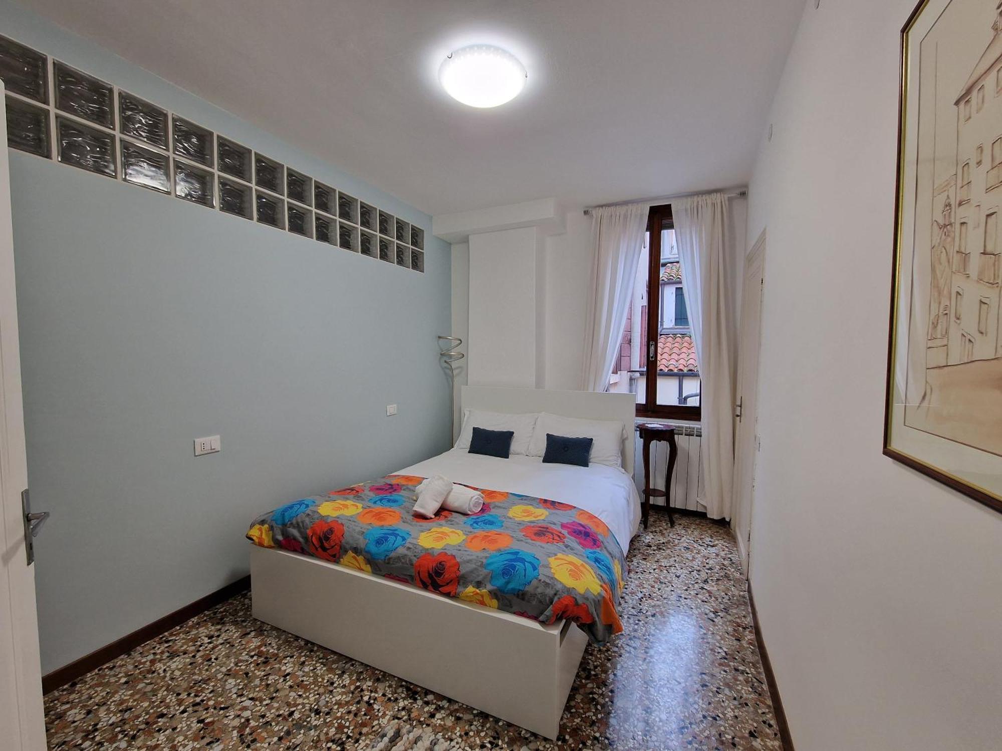 Veneziacentopercento La Forcola Apartment, Next To Rialto Bridge Buitenkant foto