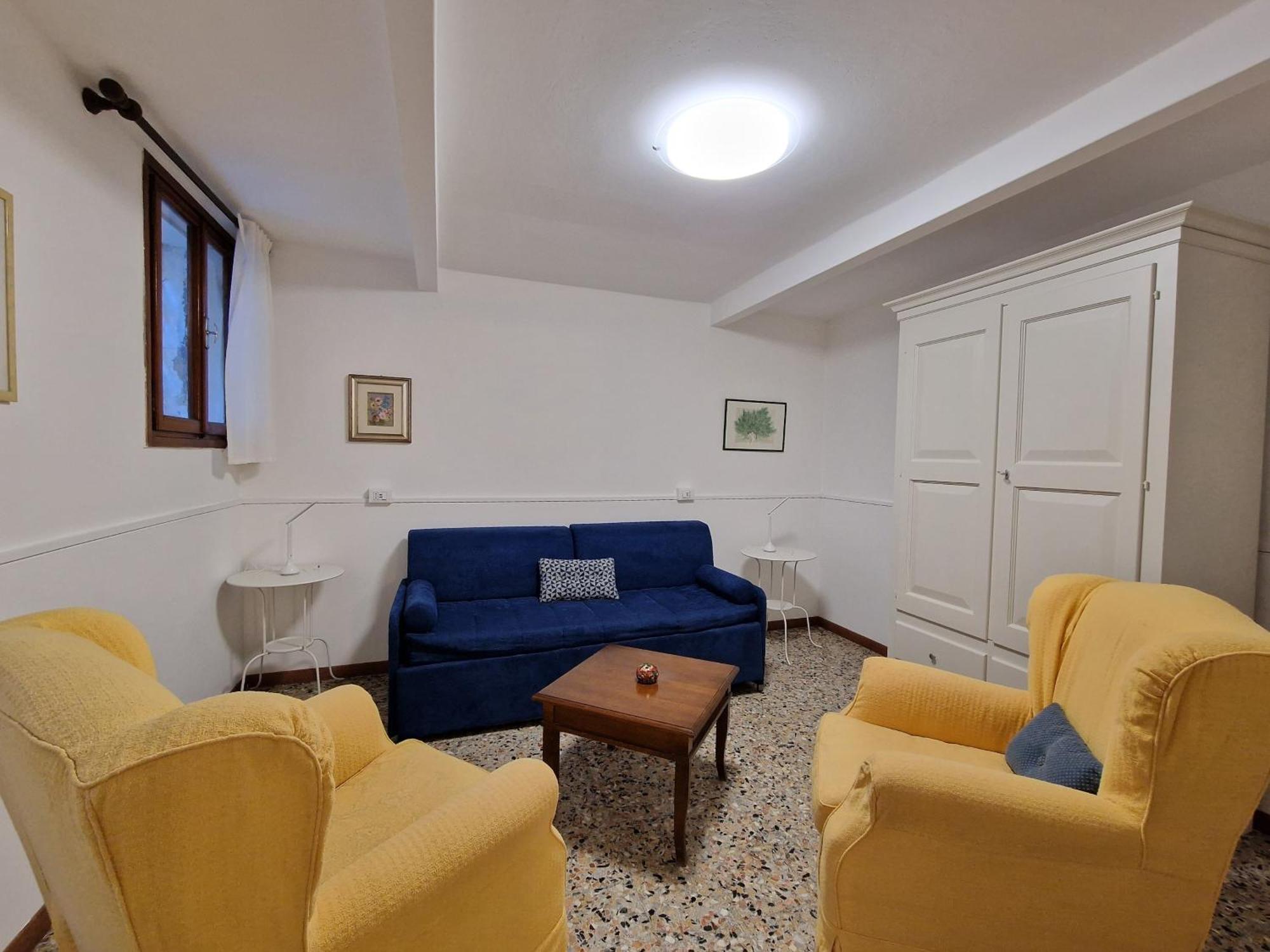 Veneziacentopercento La Forcola Apartment, Next To Rialto Bridge Buitenkant foto