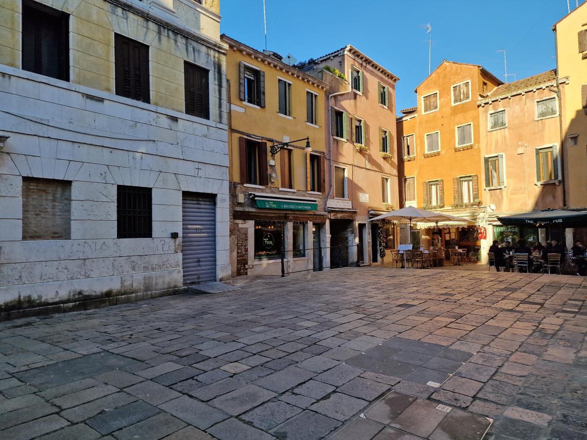 Veneziacentopercento La Forcola Apartment, Next To Rialto Bridge Buitenkant foto