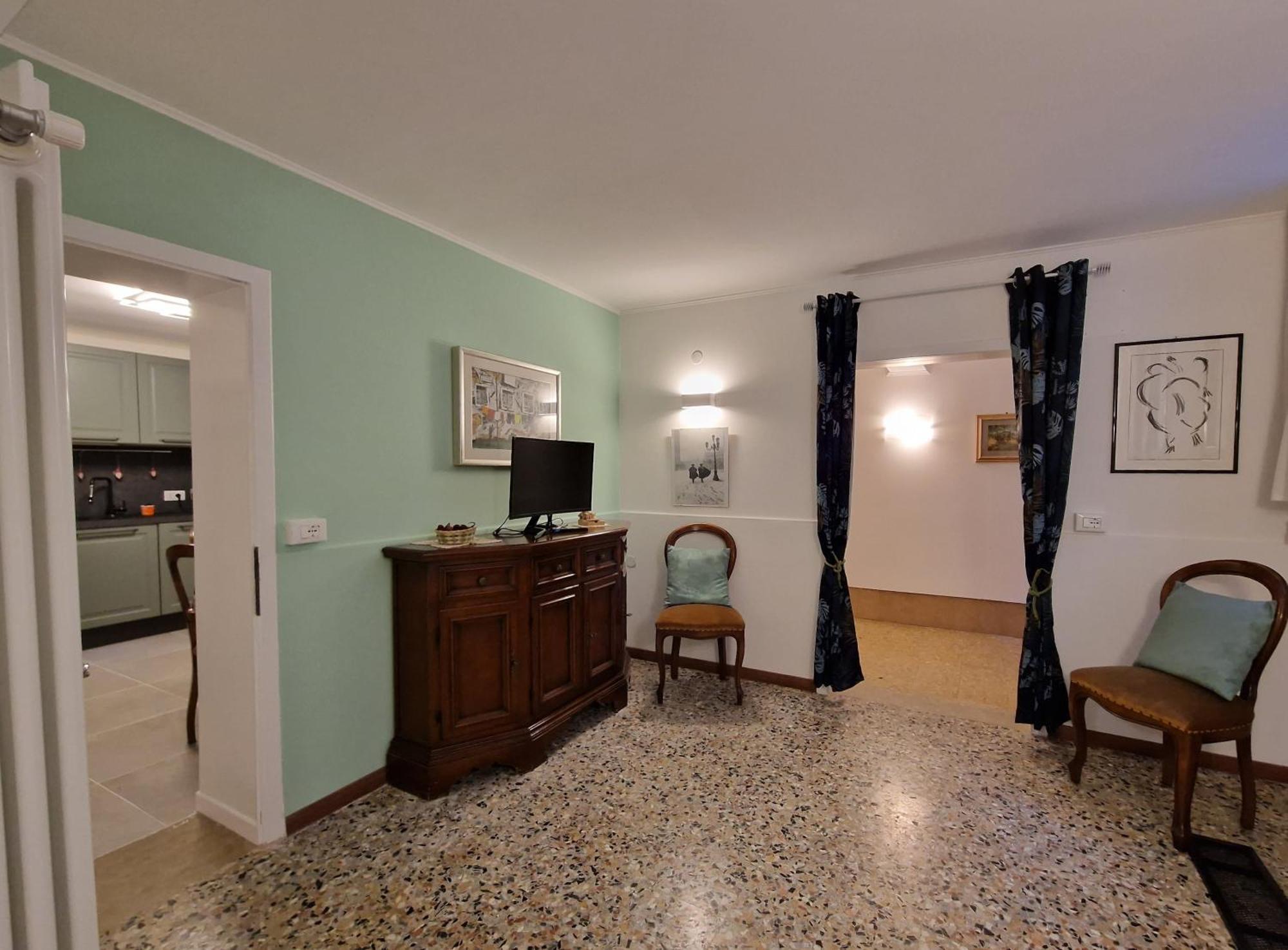 Veneziacentopercento La Forcola Apartment, Next To Rialto Bridge Buitenkant foto