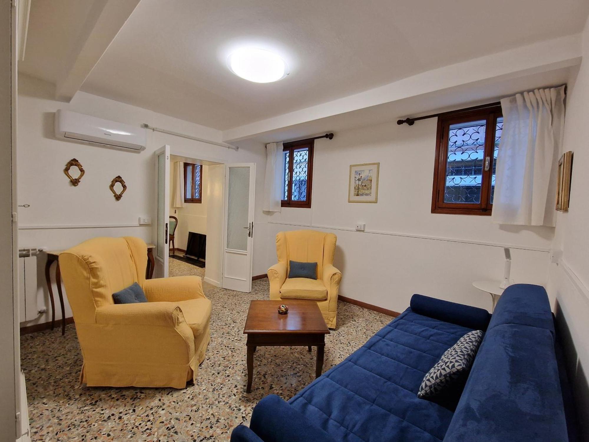 Veneziacentopercento La Forcola Apartment, Next To Rialto Bridge Buitenkant foto