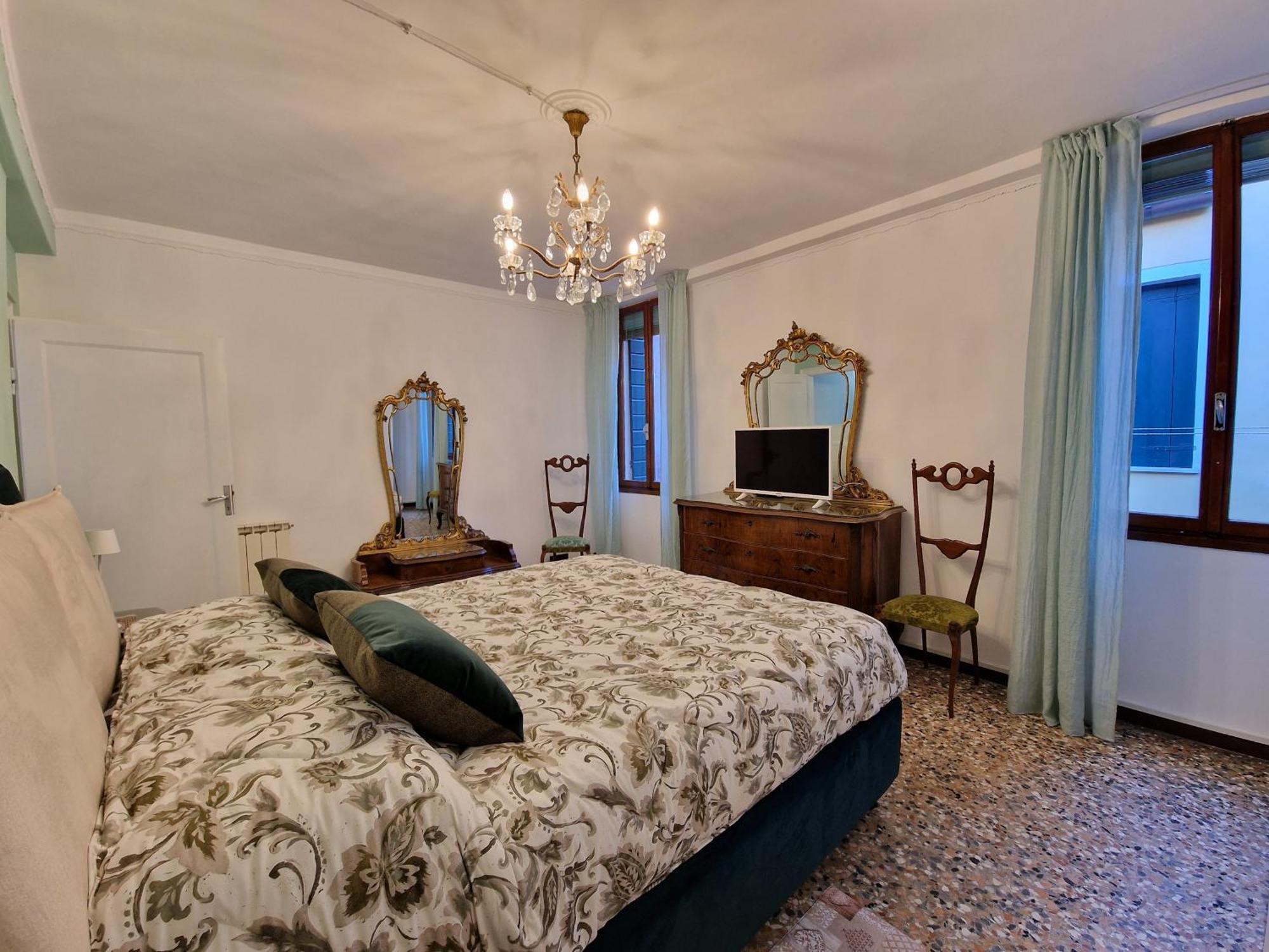 Veneziacentopercento La Forcola Apartment, Next To Rialto Bridge Buitenkant foto