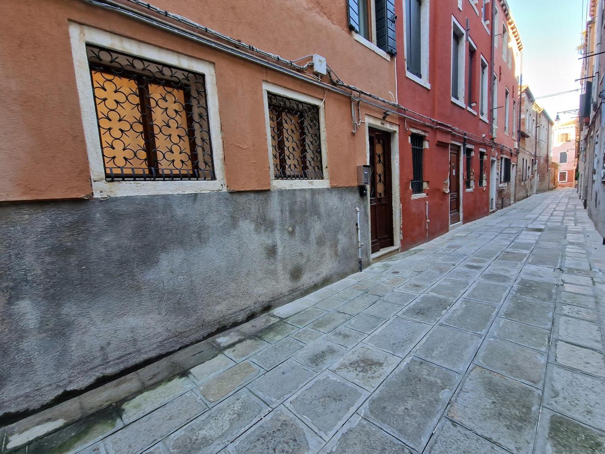 Veneziacentopercento La Forcola Apartment, Next To Rialto Bridge Buitenkant foto